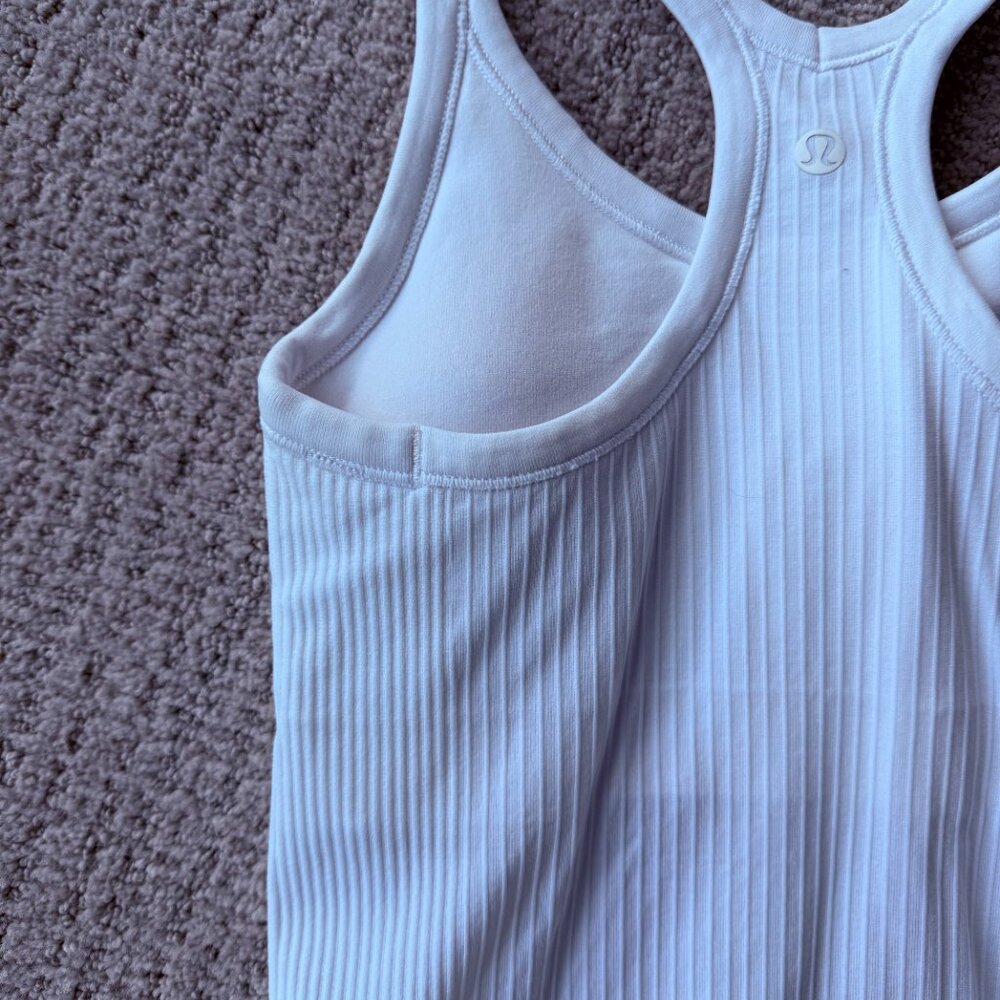 Lululemon Solid White Tank (Built-in Bra) M - Picture 2 of 5